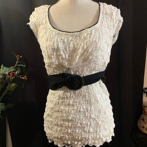 Wrapper XL White Lace Top with Belt